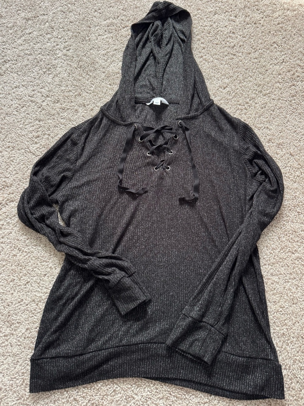 Market & Spruce Charcoal Lace-Up Hooded Knit Top